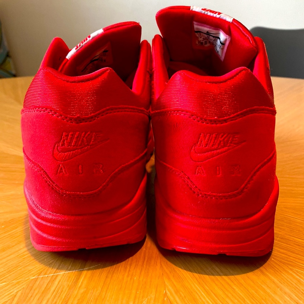 🚨Nike Air Max 1 “Tonal Red” 🚨 - Picture 7 of 11